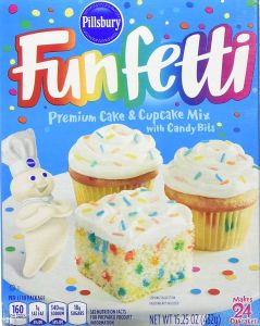 Pillsbury Funfetti Premium Cake & Cupcake Mix With Candy Bits 432g